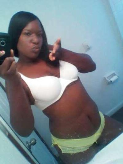 25P A Few Sexy Black Babes From SmutDates
