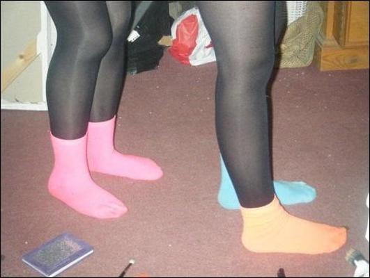 25P sexy babes in tights pantyhose nylons 160