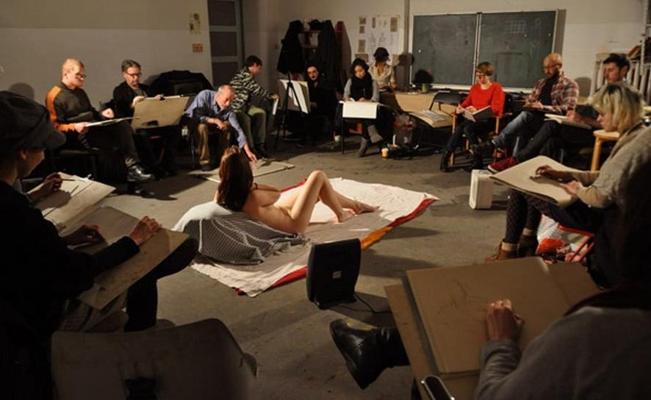 25P nude art models
