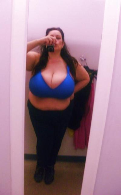 7P Mujer bella y erótica 13