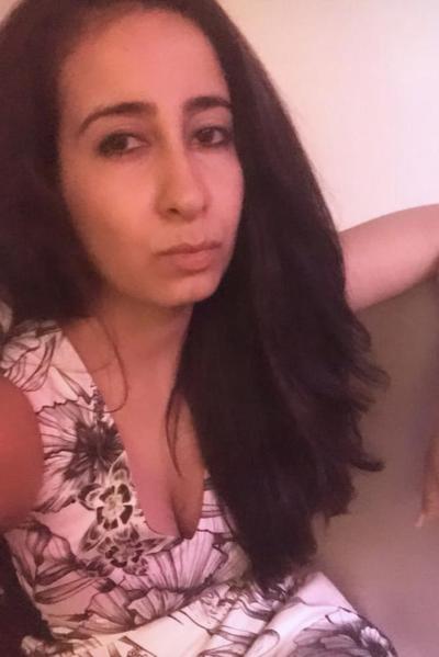 6P Desi Indian Paki Cleavage Part 5