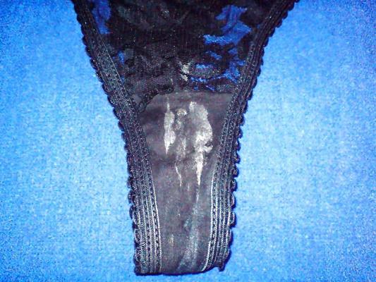 8P Gf used dessous