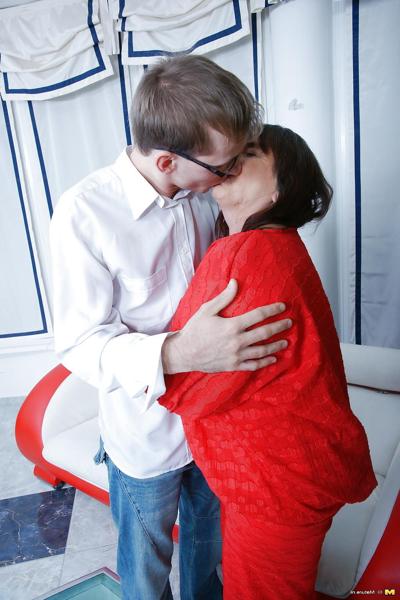 25P Old grandma Dirty grandma Horny grandma and kinky secret 3