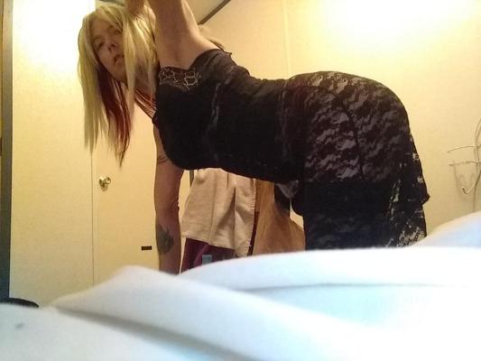 25P Random sissy gurl pictures