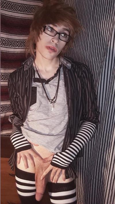 4P Sexy Emo Boy in Glasses