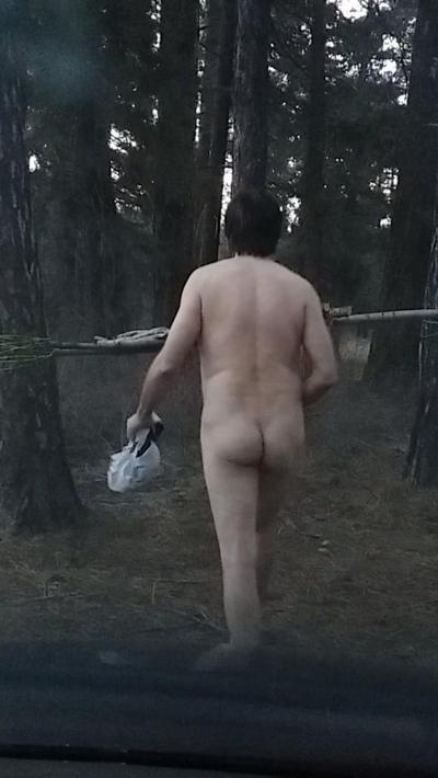 6P Walking around camp sites nude