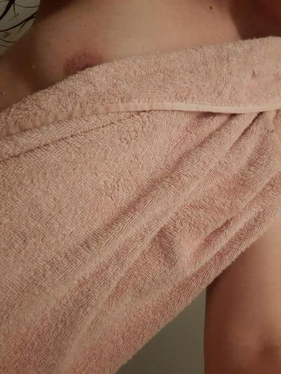 4P Sexy time in the shower.