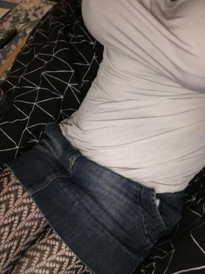 13P Sábado por la mañana Sissy - frotamiento y tirón del pene