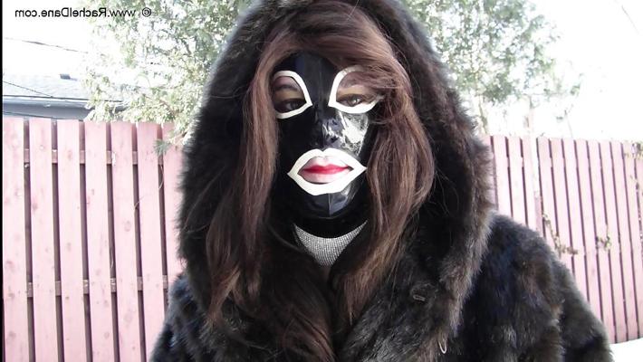 14P Rachel's fur coat