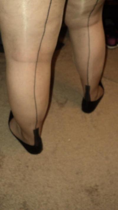 25P neuer Make-up-Business-Hosenanzug und andere Bilder vom Crossdresser