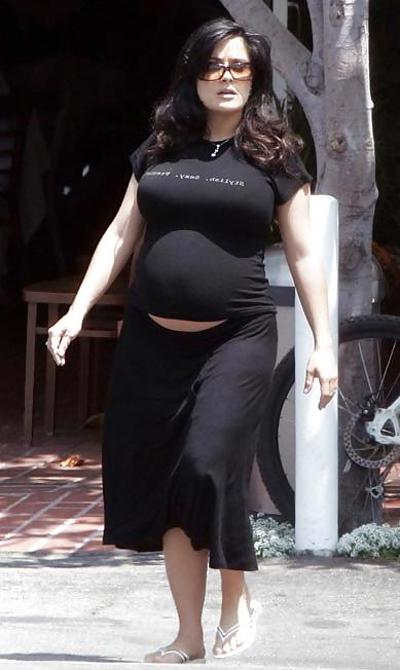 5P SEXY PREGNANT  -  NON NUDE