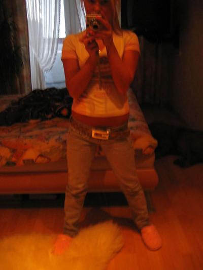 12P Amateur Teen Linda 18 aus Deutschland heiß