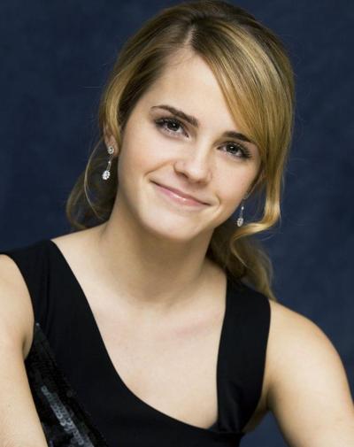 25P Emma Watson nue