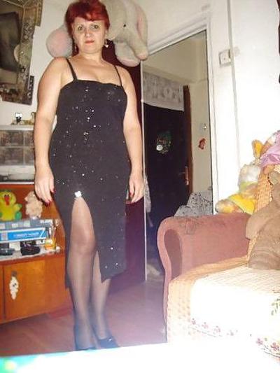8P Peasant Mature Lady