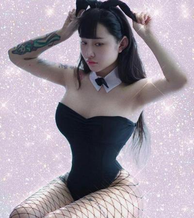 25P Hitomi Songyuxin nude