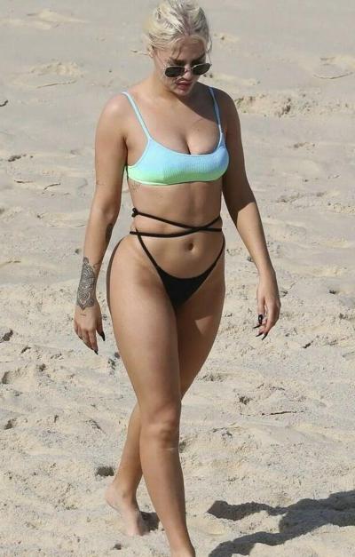 25P Luisa Sonza nude