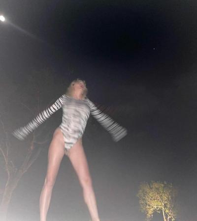 25P Caroline Vreeland desnuda
