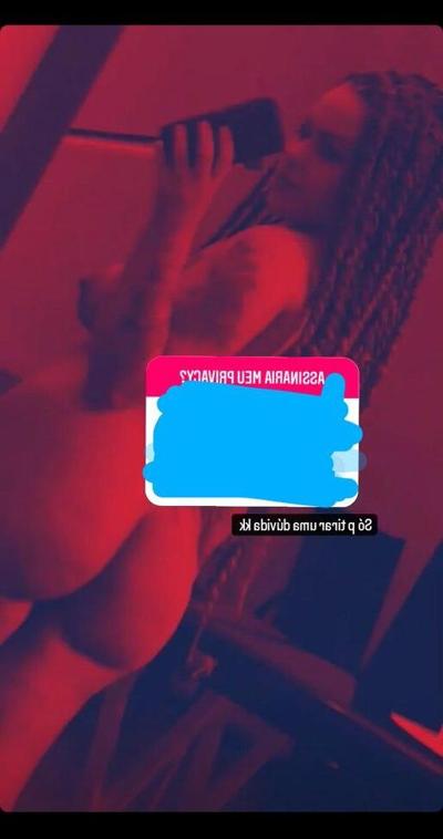 4P Isis Isidro nude