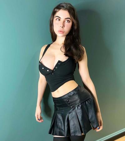 13P Victoria Novakova nude