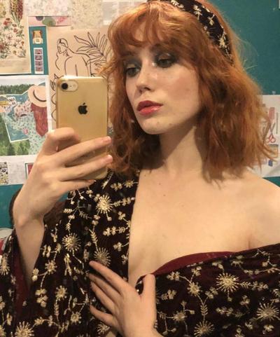25P Fille de palourde nue