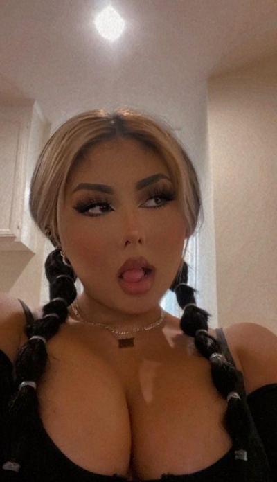 11P ItsAshleyAp nude