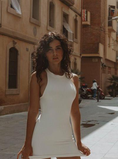 25P Sara Llamas nude