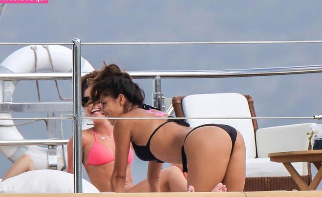 25P Nicole Scherzinger nackt