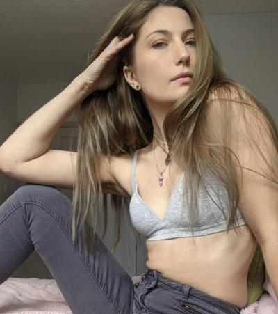 25P StephanieBC nude
