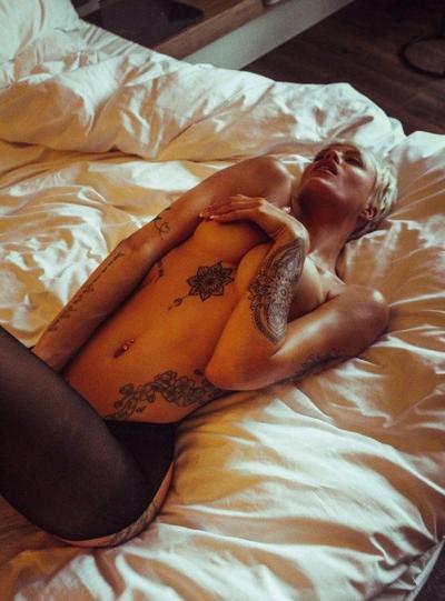 11P Miri Be nude