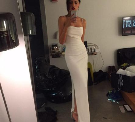25P Eiza Gonzalez nude