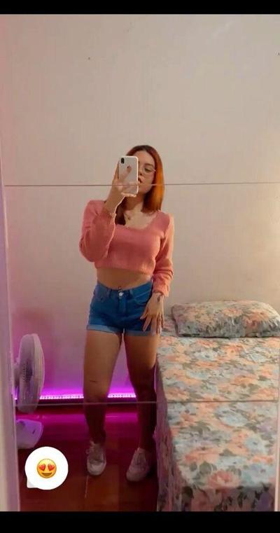 22P Karol Oliveira nude