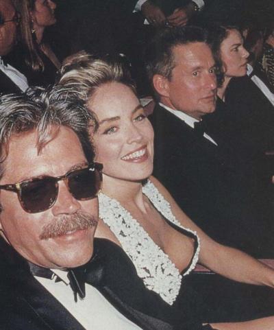 25P Sharon Stone desnuda