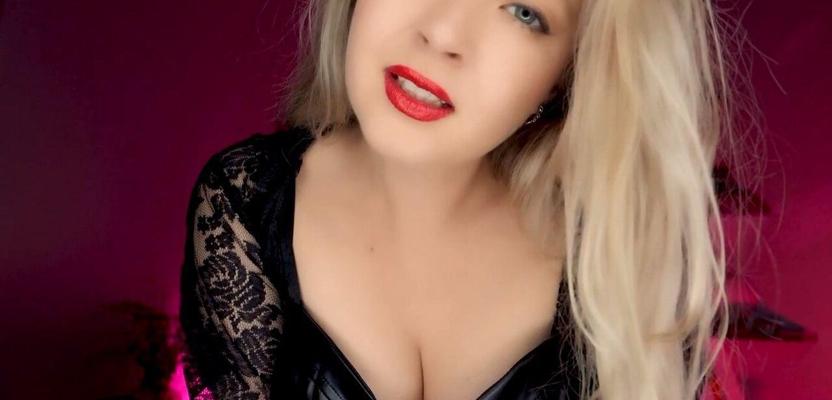 25P Valéria ASMR nue