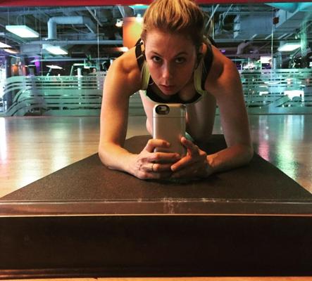25P Iliza Shlesinger nude