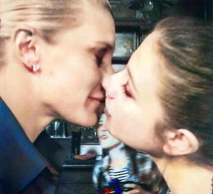 25P Katee Sackhoff nackt