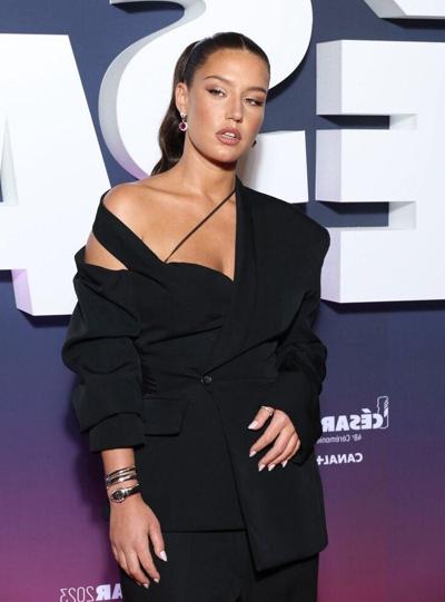 25P Adele Exarchopoulos nua