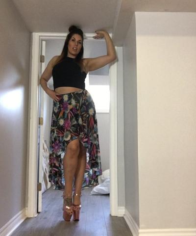 24P Tall Goddess Gia nude