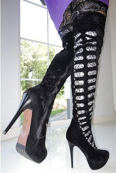 12P Botas