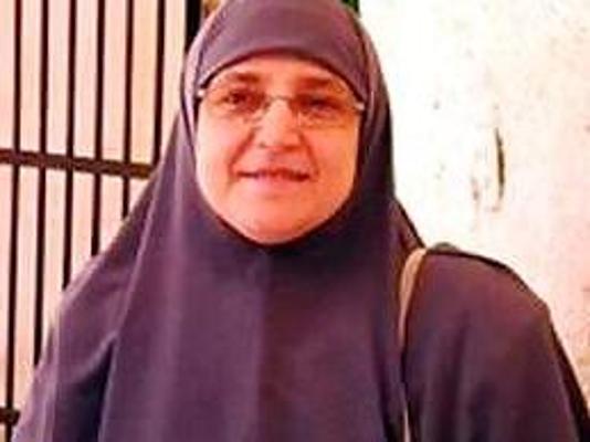 5P Egypt president wife mature hijab