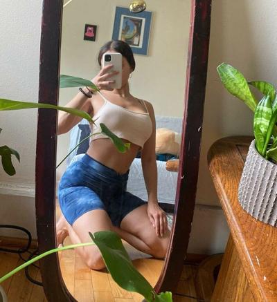 25P Scorpio Yoga Girl nude
