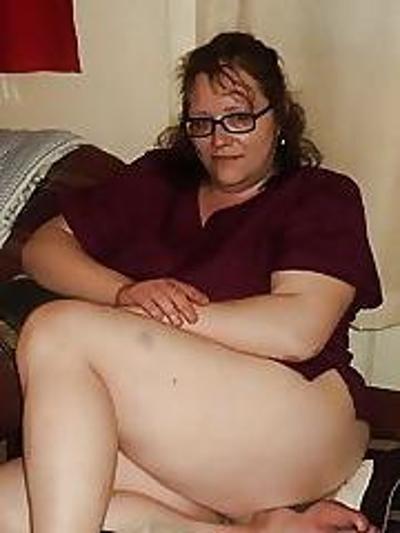 22P Sisters fat thighs