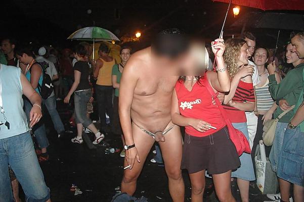 5P Me at a city parade - pix made from the grils girl friend