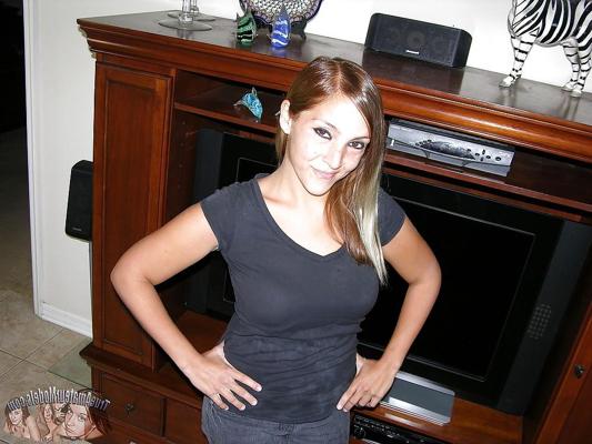 12P Superbe amateur MILF ange Cheri