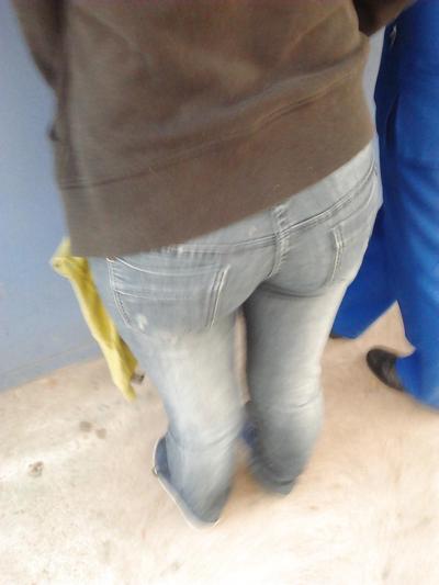 25P Voyeur de rue
