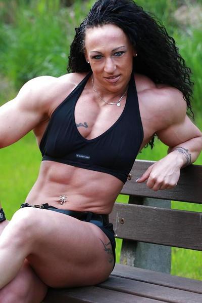 15P Heiße Bodybuilderinnen