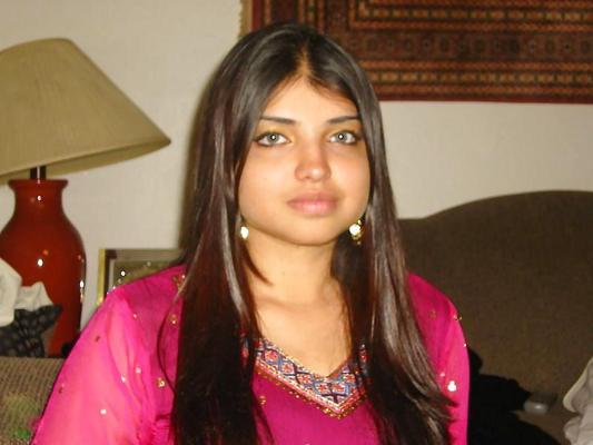 11P Desi coquine