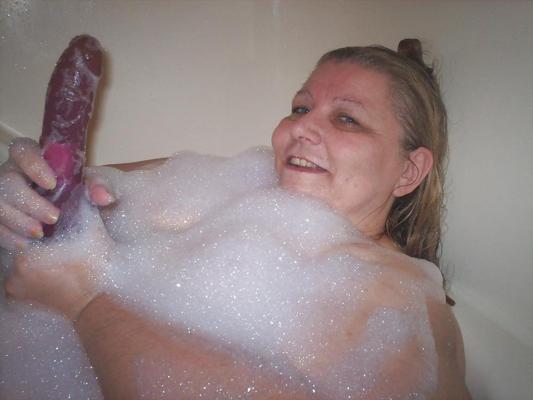 8P Bubble bath
