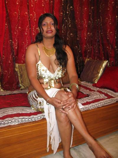 8P Indian Slut