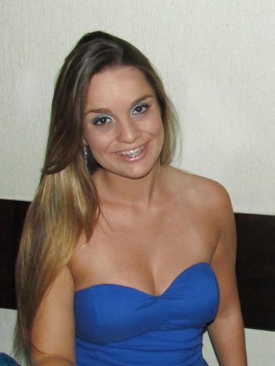 16P Aline, 20, want cum on her braces