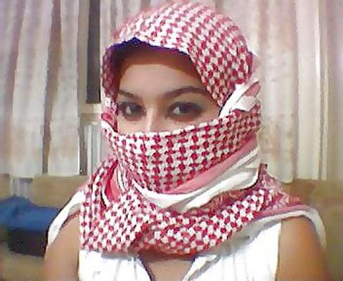 25P Hijab und sinnliche arabische Babes